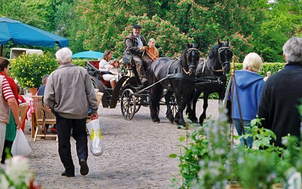 Frühjahrsmarkt Gut Basthorst 2015